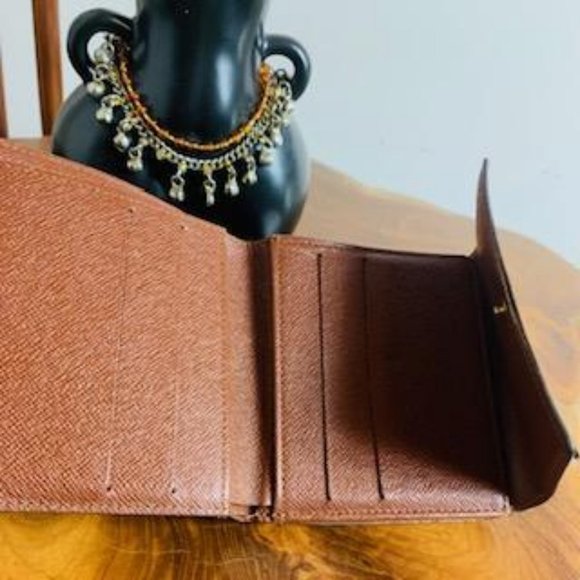 LOUIS VUITTON Brown, "LV" MONOGRAM WALLET - Picture 12 of 13